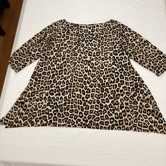 Chico's Animal Print Swing Tunic Top Size 3 XL Women's Blouse 3/4 Sleeve Relaxed - Picture 1 of 8